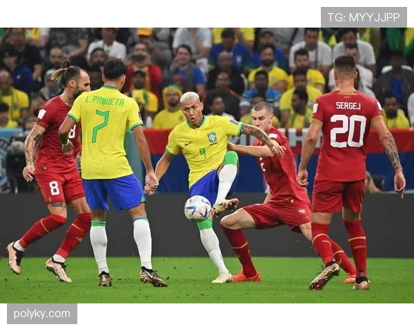 拉菲尼亚：对比安东尼——效率与决策能力分野