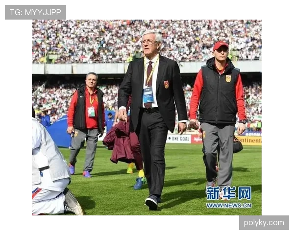 特罗萨德转型中锋的战术逻辑与角色适配性分析